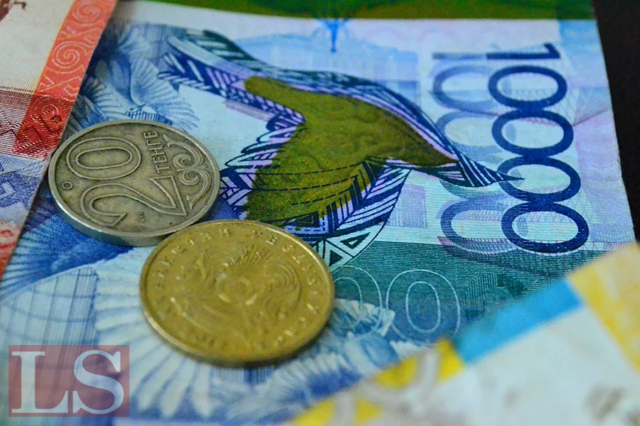 Казахстанцев оштрафовали на 16 млрд тенге