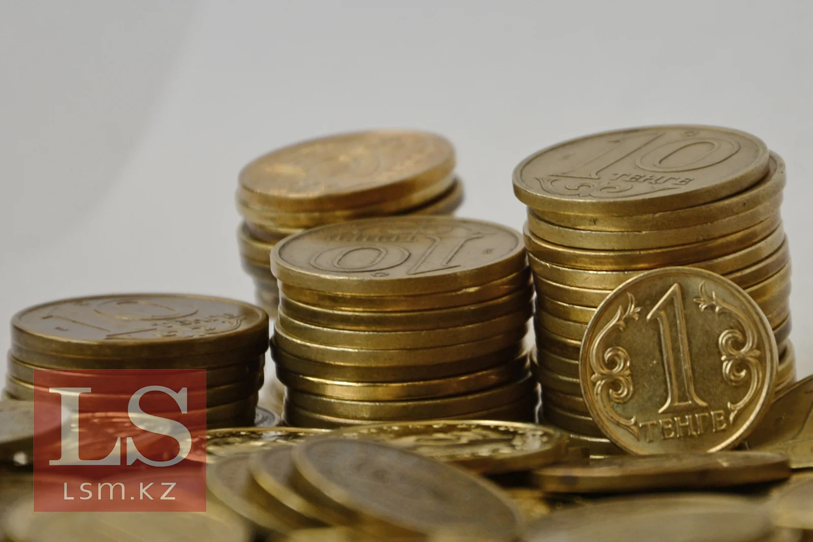 Что смущает Счетный комитет и депутатов в новом трехлетнем бюджете