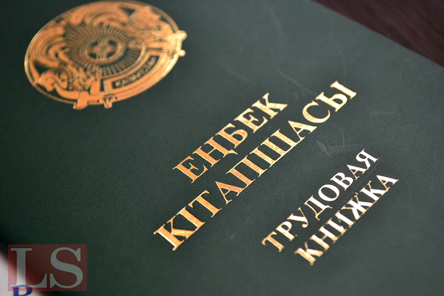 В Караганде более 400 спасателей в шахтах могут остаться без работы