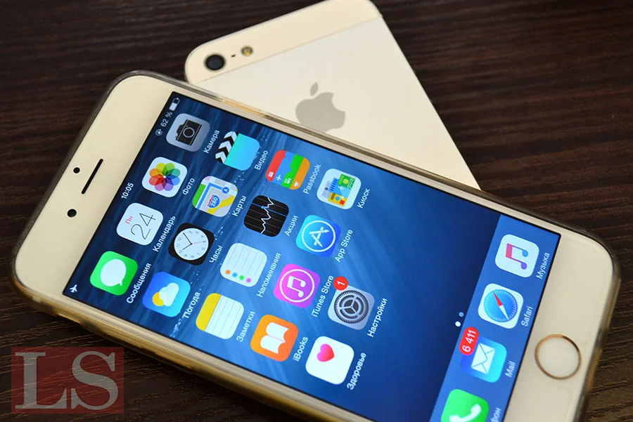 Каким будет новый iPhone - Bloomberg