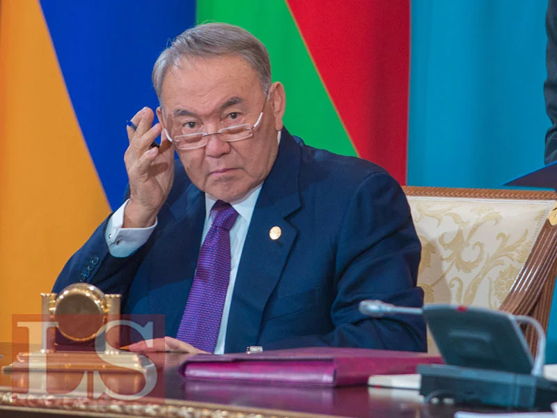 Назарбаев предложил взимать налог с офшорных денег