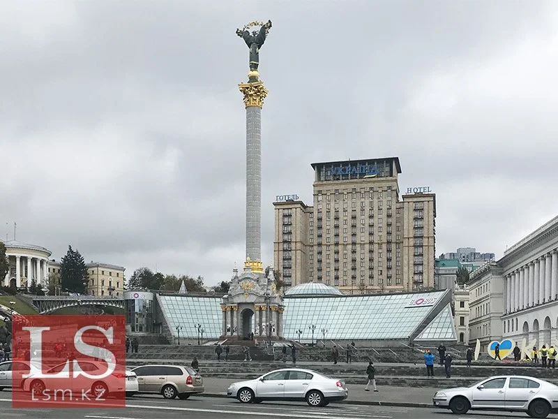 Украина закупает в Казахстане удобрения, а продает водку. Инфографика