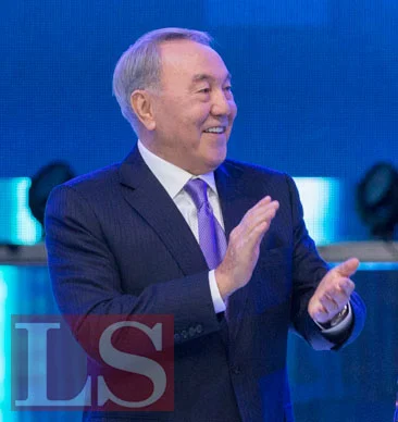 Назарбаев запустил вторую биржу в Казахстане